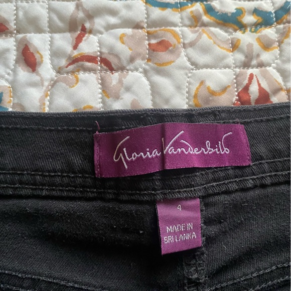 DIY Black Distressed Denim Shorts - Picture 3 of 4